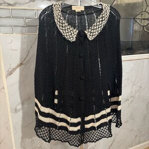 Black and Cream Knit Cape Crochet Poncho with Button Closure Size Small